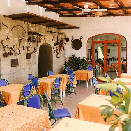 Cimmentorosso Hotell