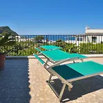 ホテル Cimmentorosso Forio di Ischia