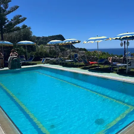 Hotel Cimmentorosso